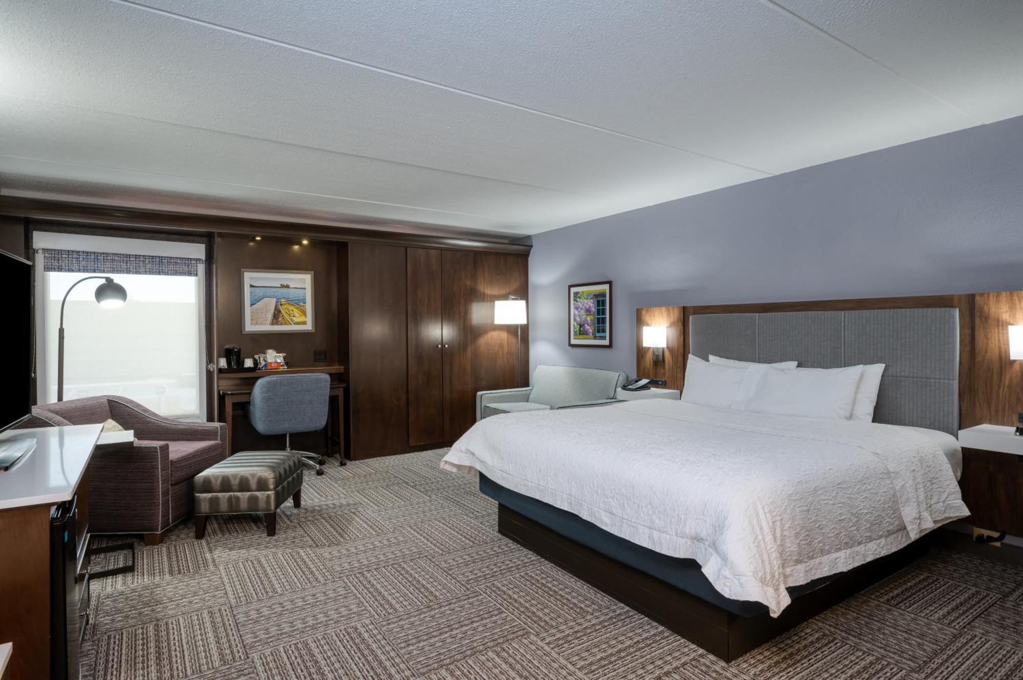 Hampton Inn Джейнсвил Екстериор снимка