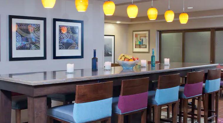 Hampton Inn Джейнсвил Екстериор снимка